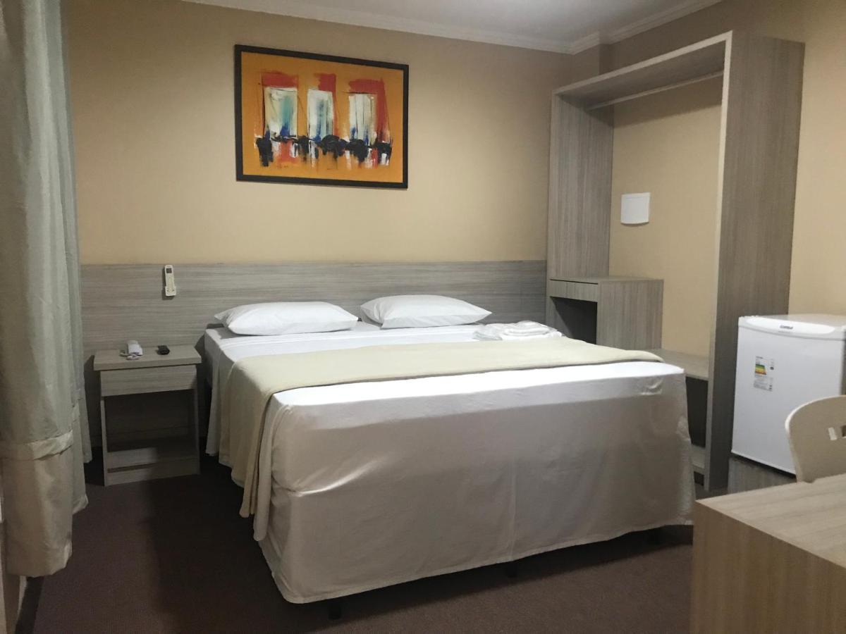 Pratico Hotel Santarém エクステリア 写真